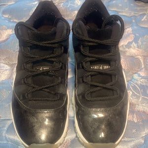 Jordan 11 Low Retro Barron